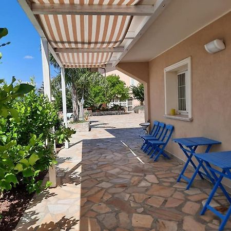 Anthos Casa Vacanze Sant'Omero Exteriér fotografie