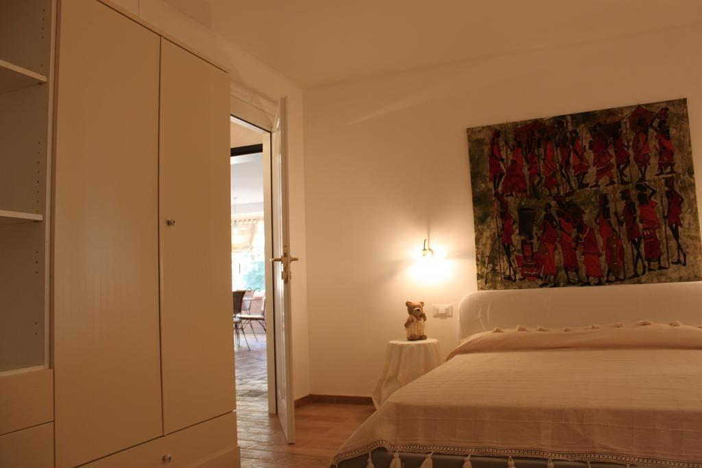 Anthos Casa Vacanze Sant'Omero Pokoj fotografie